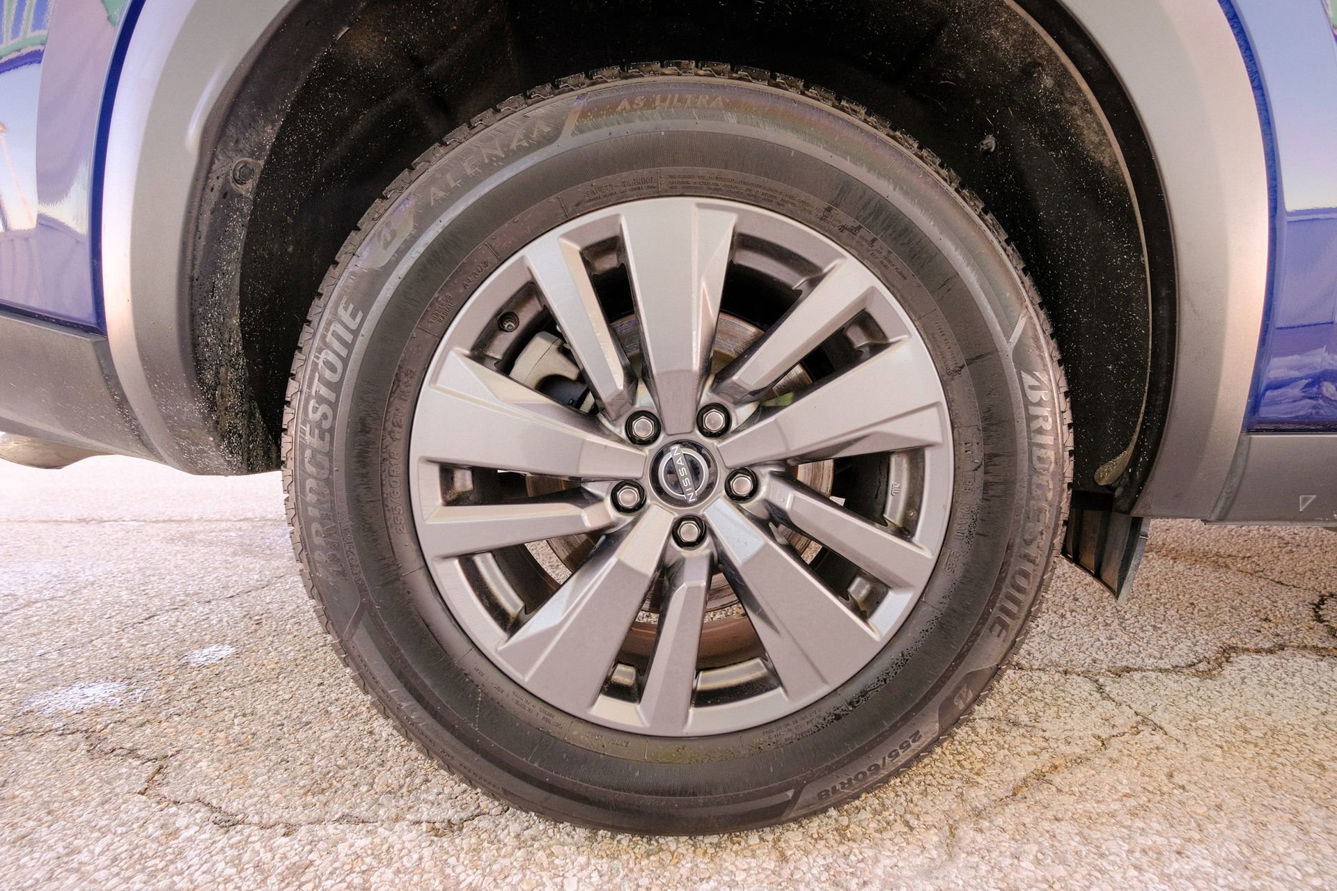 Used 2025 Nissan Pathfinder SV image 44