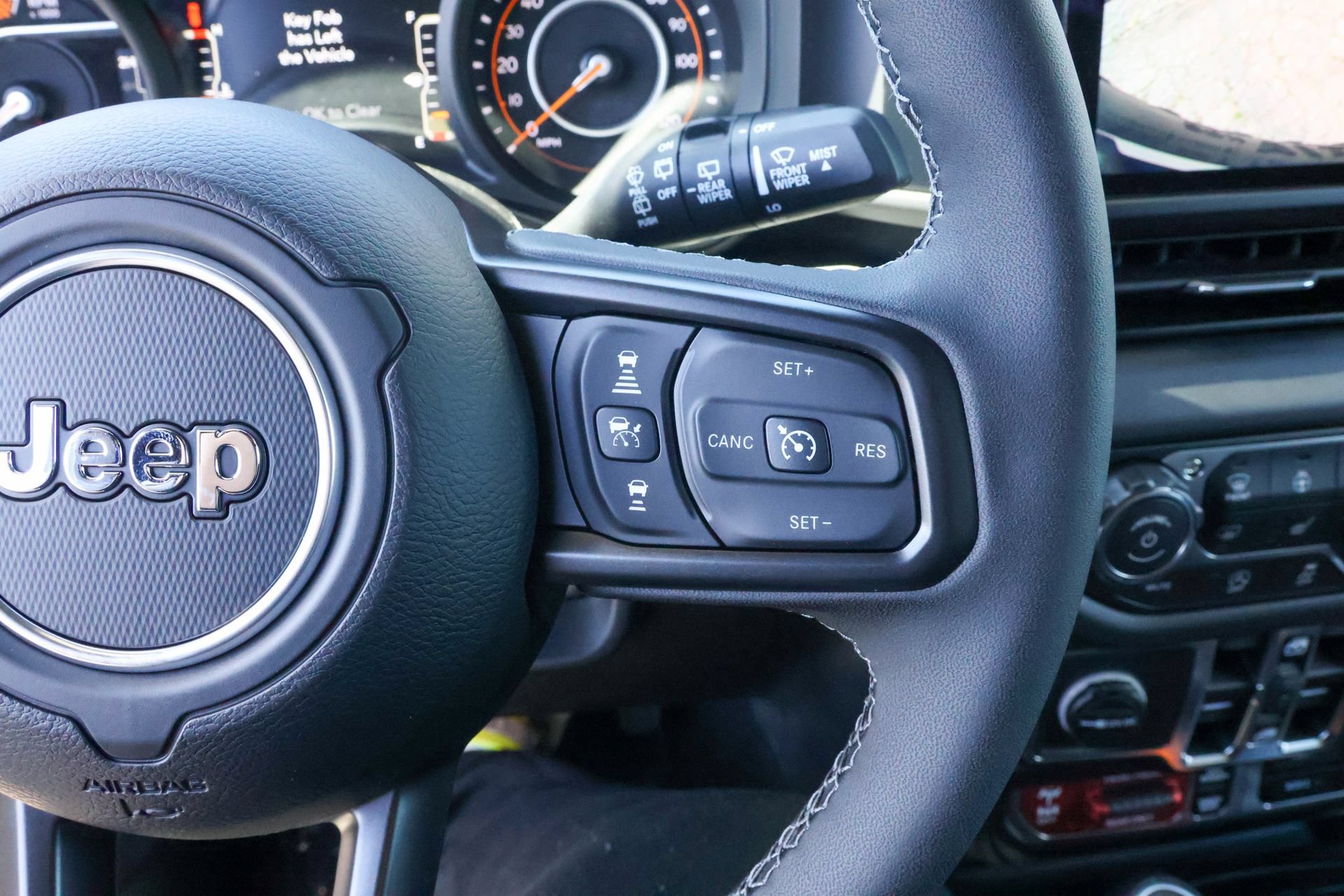 New 2026 Jeep Wrangler Unlimited Rubicon AWD/4WD image 27