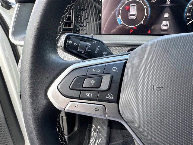 Certified 2025 Volkswagen Tiguan S image 17