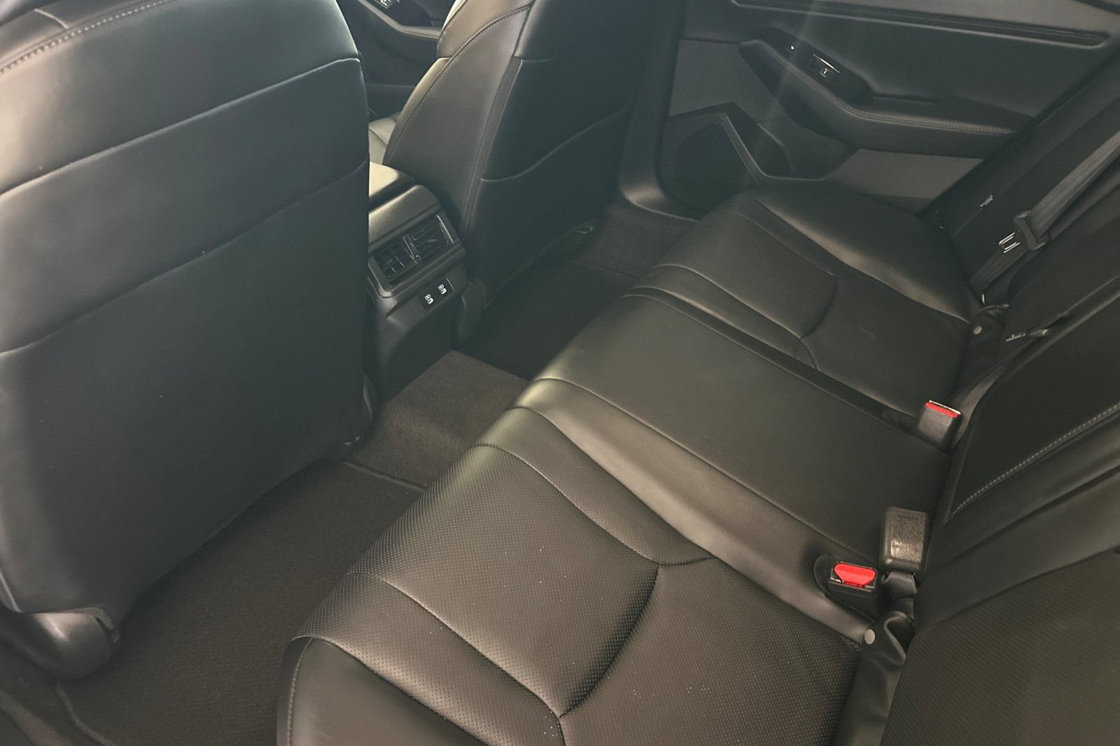 Used 2024 Honda Accord Touring image 9