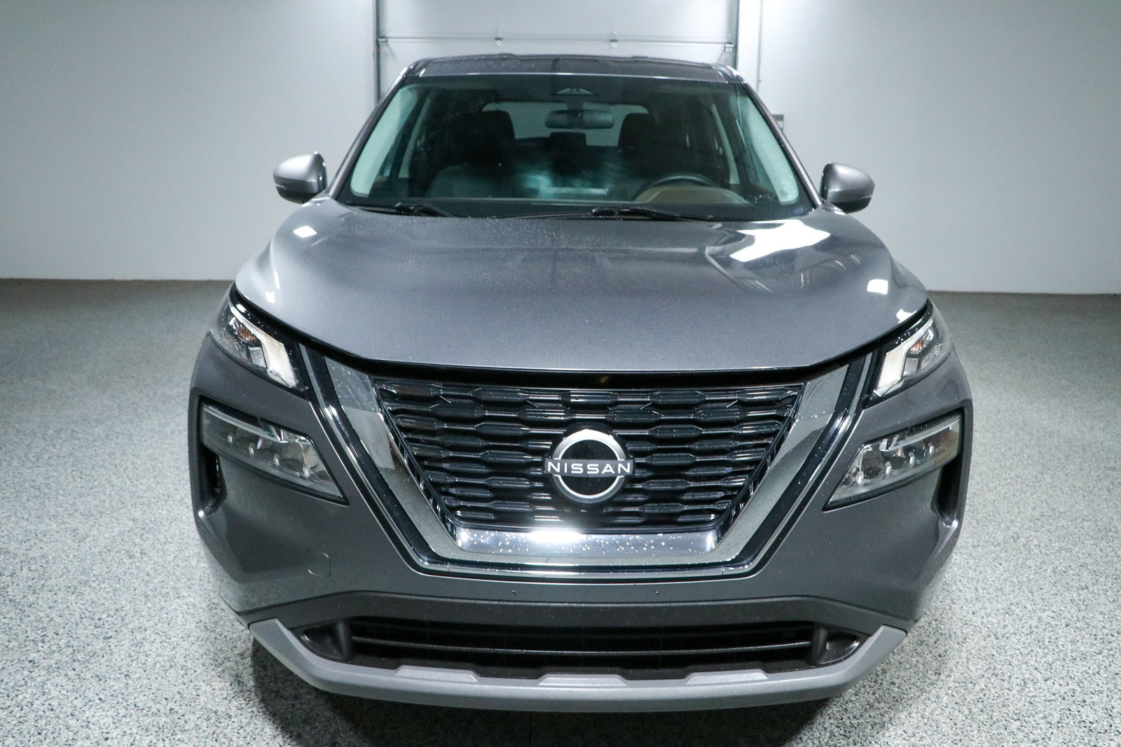 Used 2023 Nissan Rogue SV FWD image 4