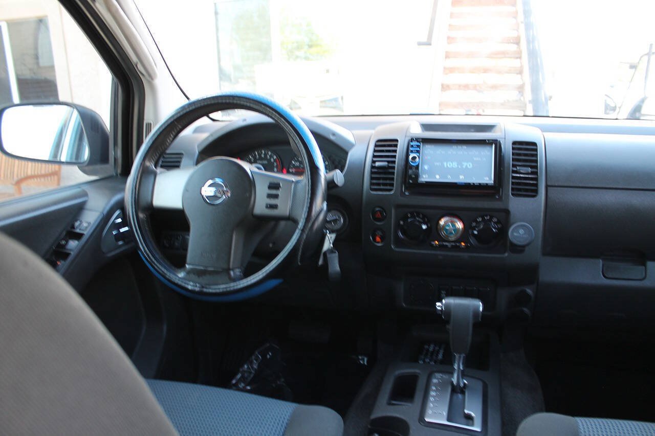 Used 2005 Nissan Frontier NISMO w/ (J01) Sunroof Pkg RWD image 37