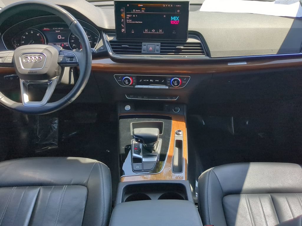 Used 2023 Audi Q5 2.0T Premium w/ Convenience Package AWD/4WD image 15
