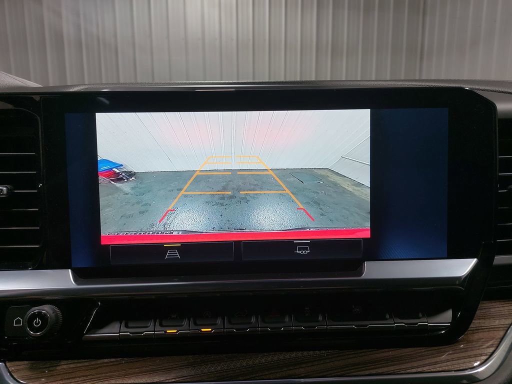 Used 2023 Chevrolet Silverado 1500 LT image 24