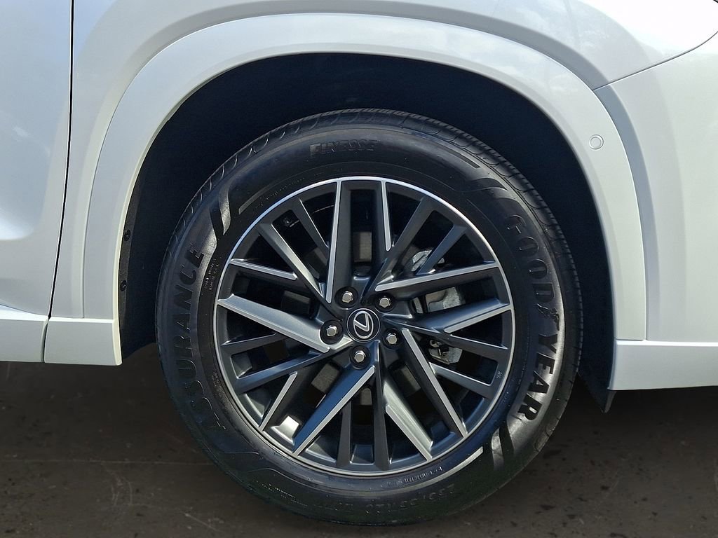 Used 2025 Lexus TX 350 AWD w/ Technology Package image 9