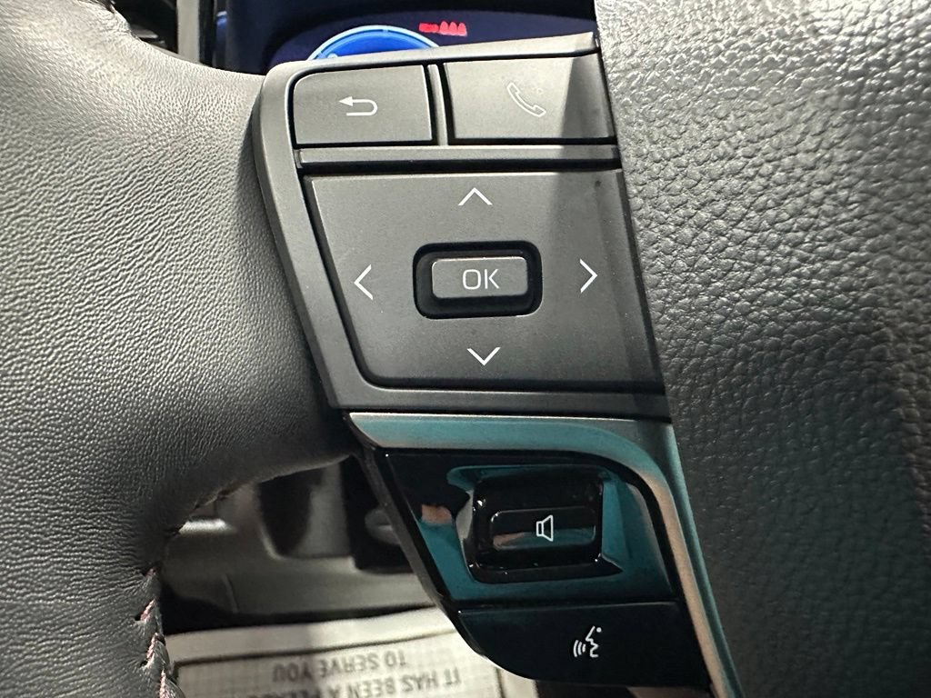 Used 2026 Toyota Camry XSE FWD image 19