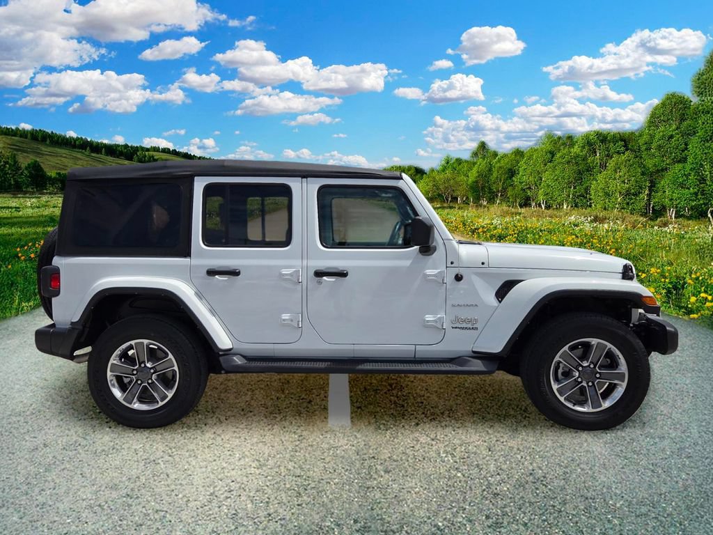 Certified 2022 Jeep Wrangler Unlimited Sahara AWD/4WD image 7