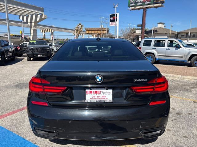 Used 2019 BMW 740e xDrive w/ Executive Package AWD/4WD image 5
