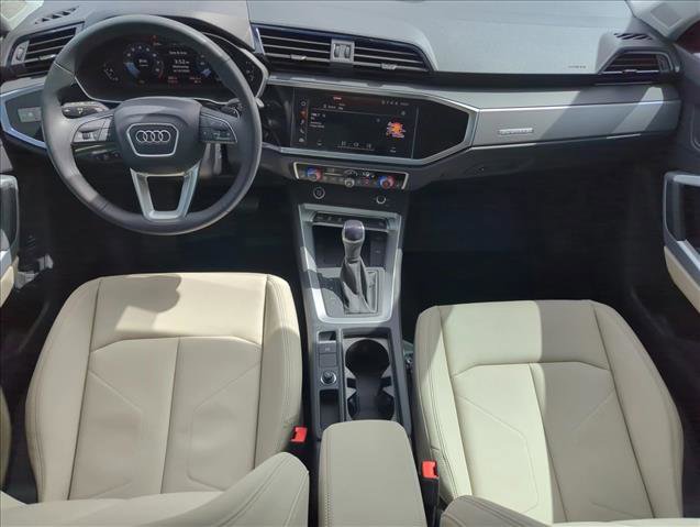 Used 2025 Audi Q3 2.0T Premium AWD/4WD image 19