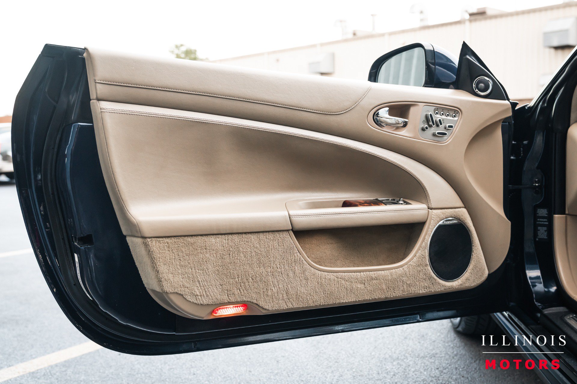 Used 2010 Jaguar XK Convertible RWD image 17