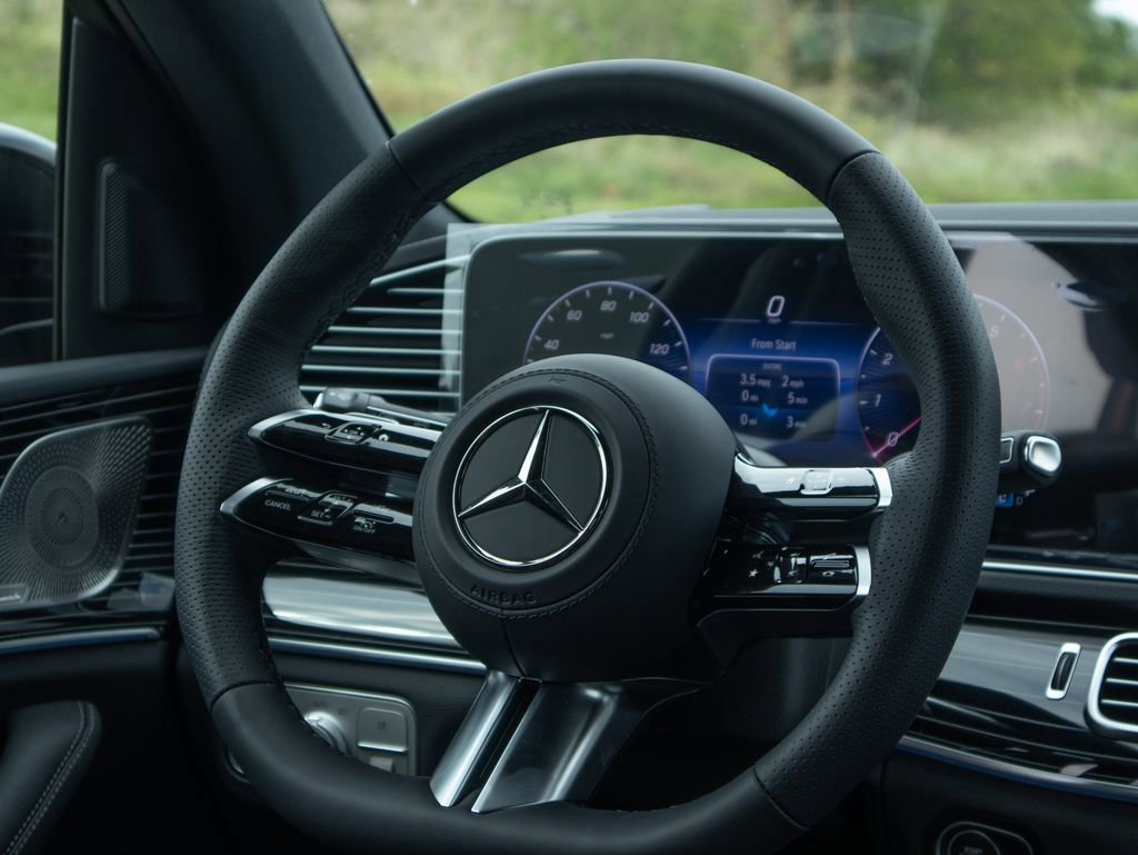 New 2025 Mercedes-Benz GLS 450 4MATIC image 18