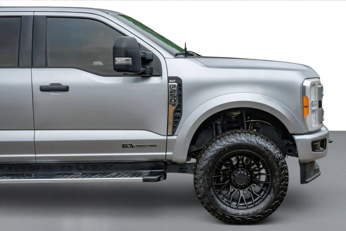 Used 2023 Ford F250 XLT AWD/4WD image 8