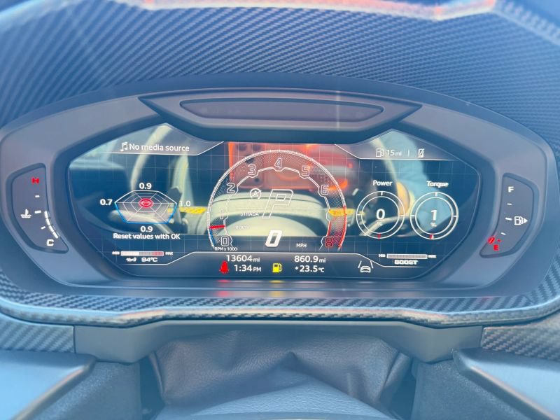 Used 2023 Lamborghini Urus Performante AWD/4WD image 23