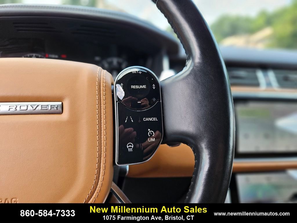 Used 2021 Land Rover Range Rover Long Wheelbase Autobiography image 26