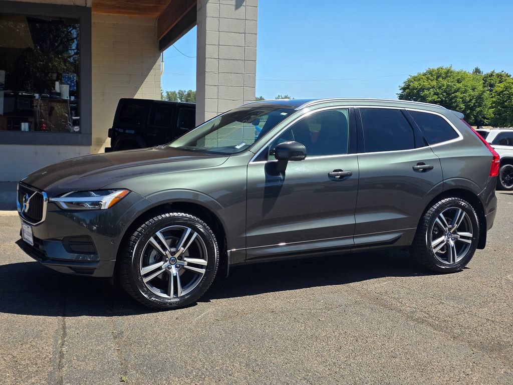 Used 2019 Volvo XC60 T5 Momentum w/ Multimedia Package AWD/4WD image 33