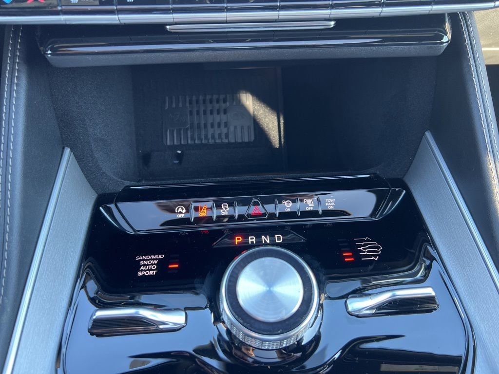 New 2026 Jeep Grand Wagoneer Limited image 18