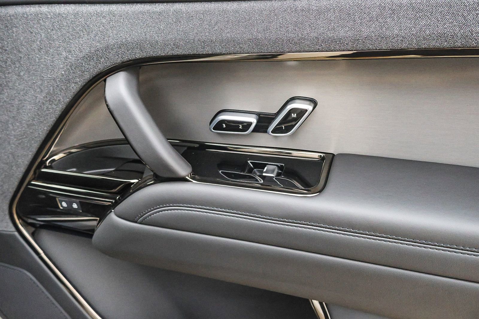 New 2025 Land Rover Range Rover Sport Dynamic SE image 20