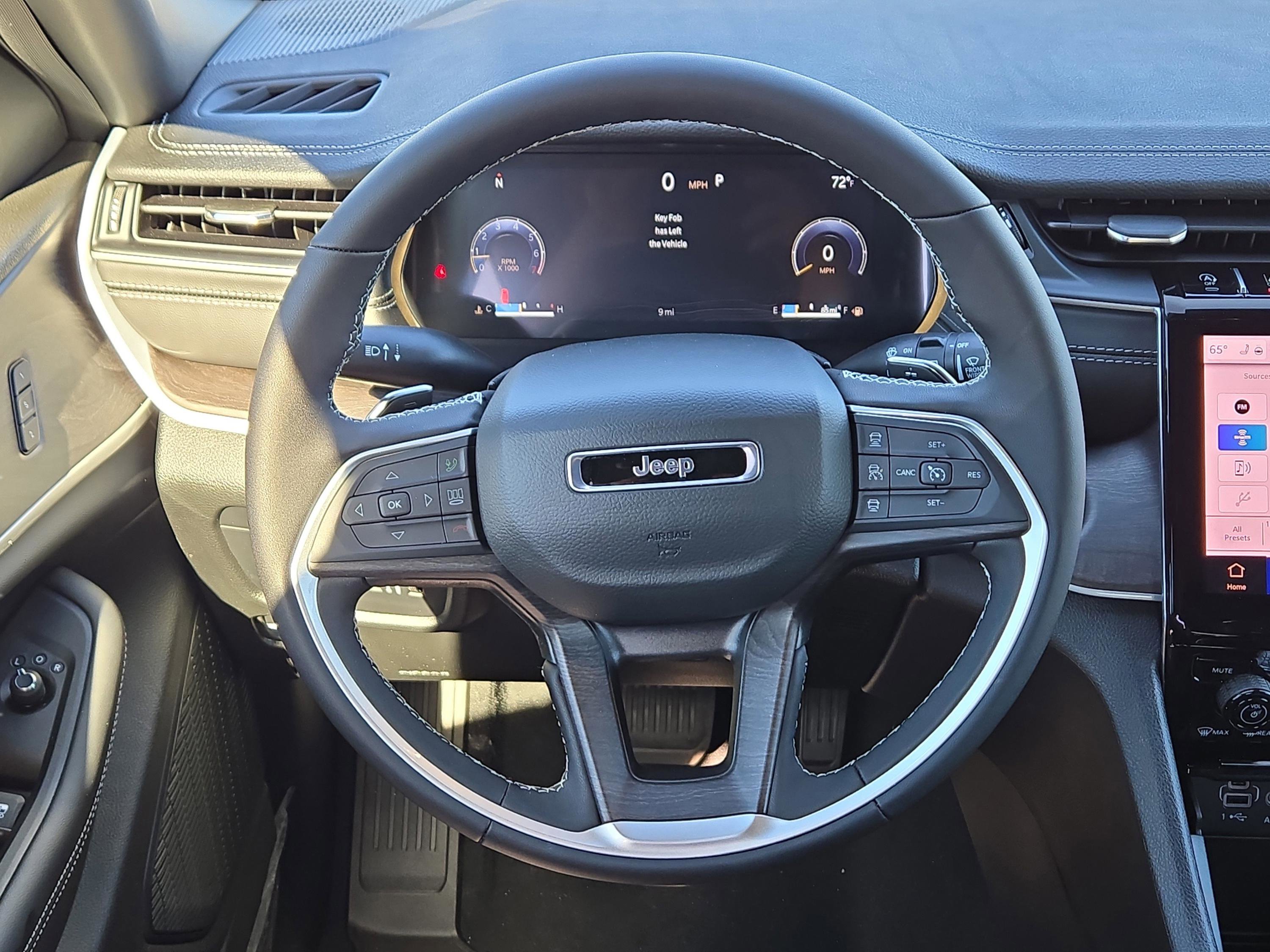 New 2025 Jeep Grand Cherokee L Limited image 21