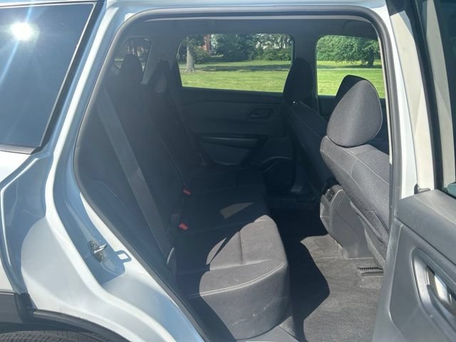 Used 2024 Nissan Rogue S AWD/4WD image 22