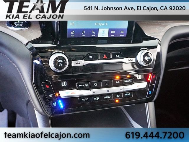 Used 2021 Ford Explorer Platinum w/ Equipment Group 601A AWD/4WD image 31