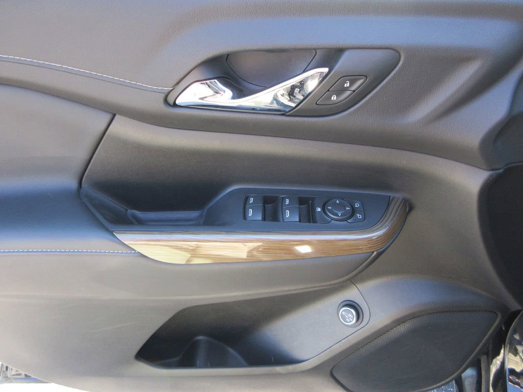 Used 2023 GMC Acadia SLE w/ Driver Convenience Package image 21