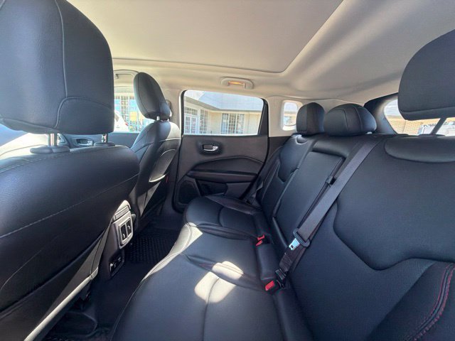 Used 2020 Jeep Compass Trailhawk w/ Leather Interior Group AWD/4WD image 11