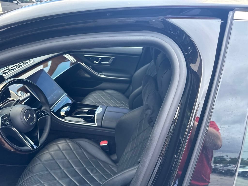 Used 2021 Mercedes-Benz S 580 4MATIC Sedan w/ Warmth & Comfort Package image 40