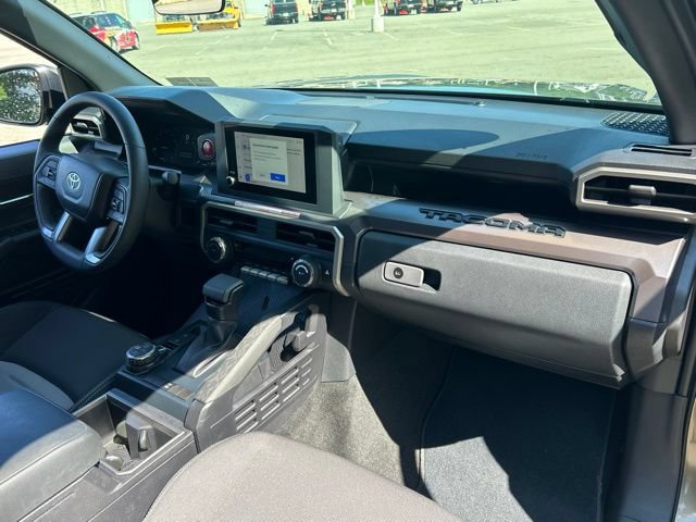 Certified 2026 Toyota Tacoma TRD Off-Road AWD/4WD image 29