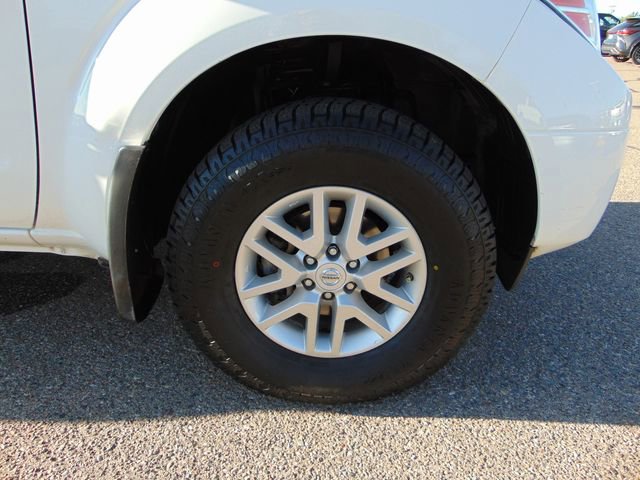 Used 2016 Nissan Frontier SV AWD/4WD image 25