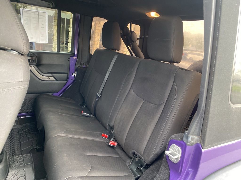 Used 2018 Jeep Wrangler Unlimited Sport S AWD/4WD image 45