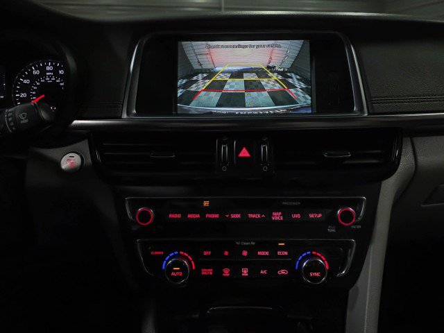 Used 2017 Kia Optima EX w/ Technology Package image 29