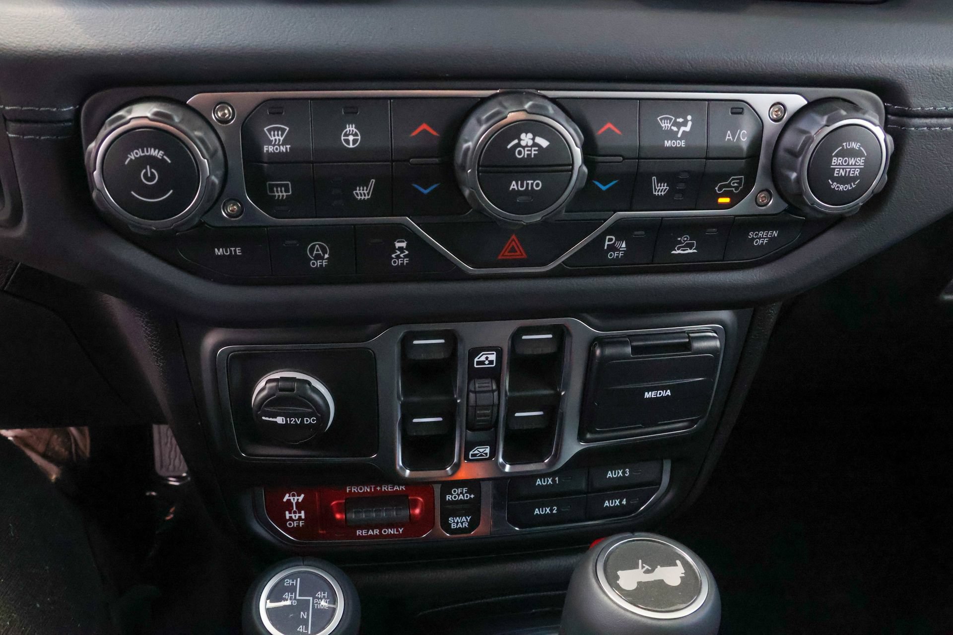 New 2027 Jeep Wrangler Unlimited Rubicon AWD/4WD image 22