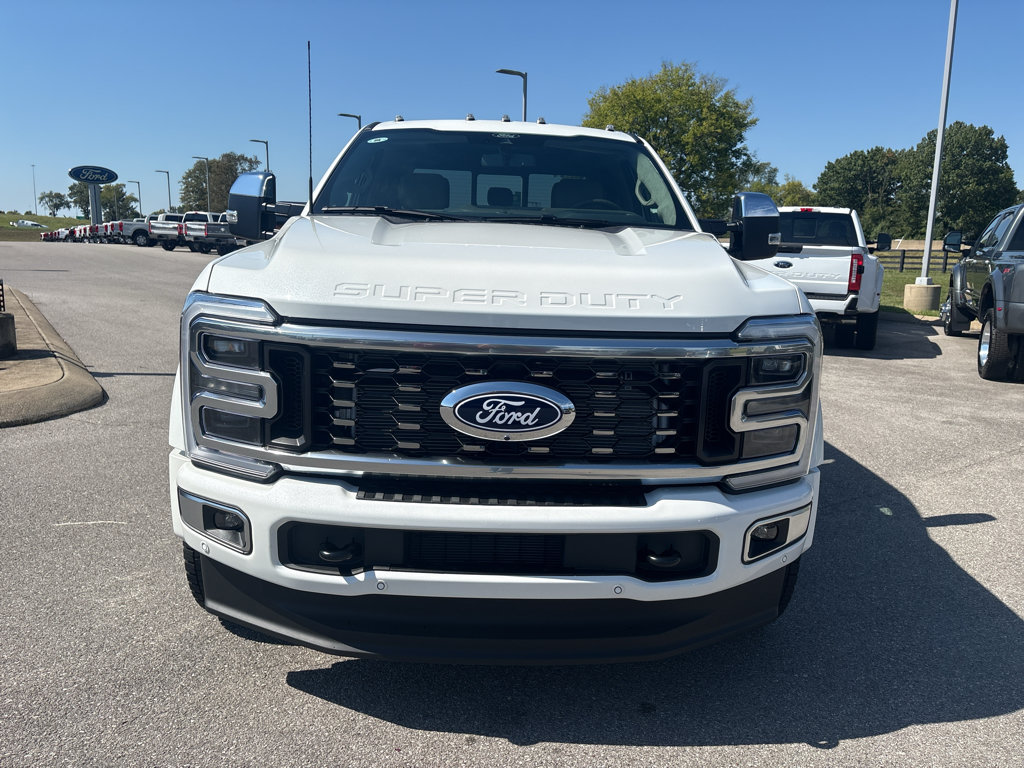 New 2027 Ford F450 Platinum w/ Platinum Plus Package AWD/4WD image 2