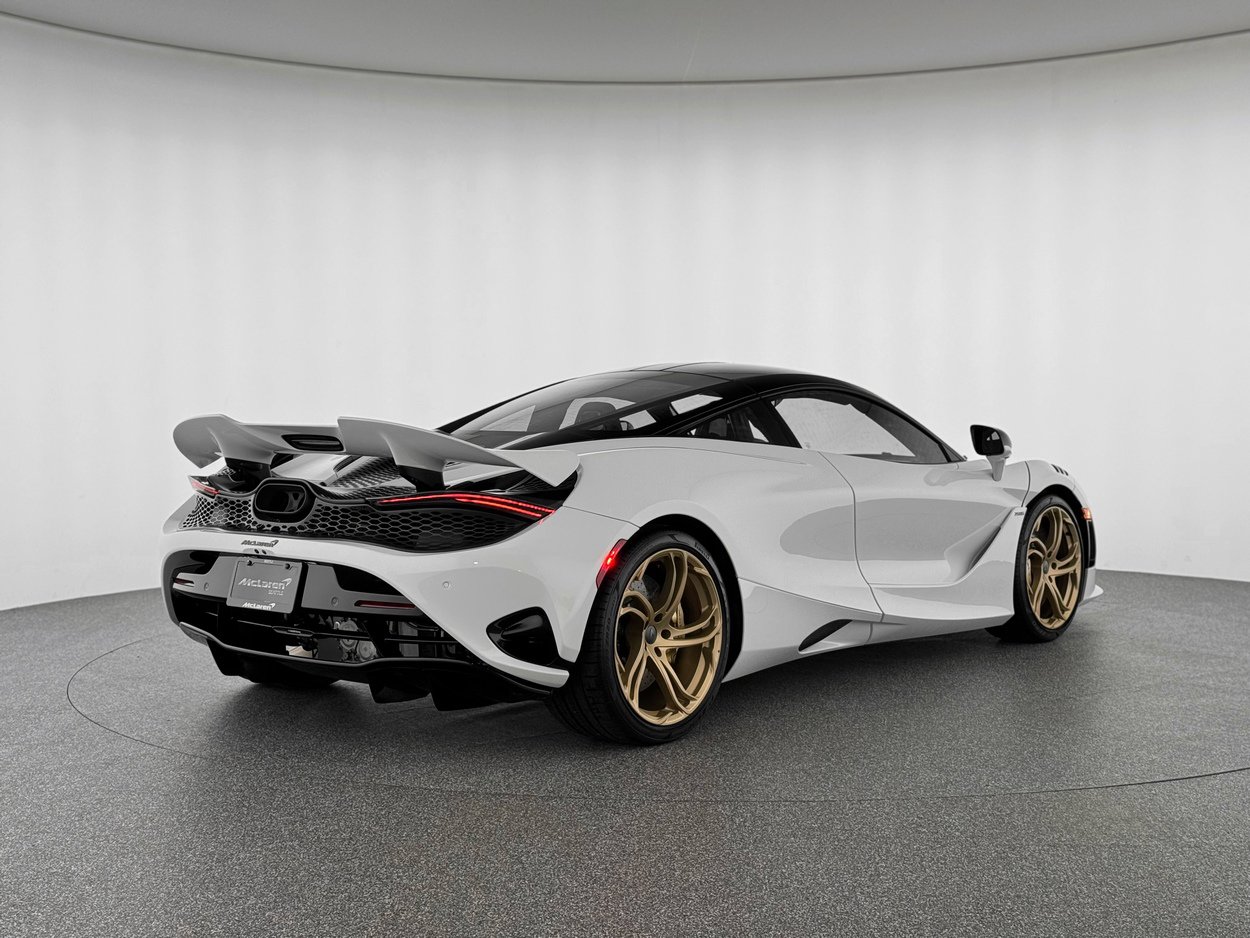 New 2026 McLaren 750S image 6
