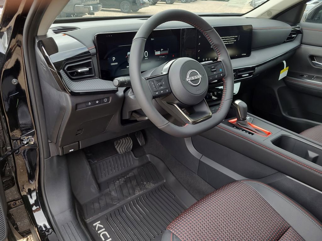 New 2026 Nissan Kicks SR FWD image 14
