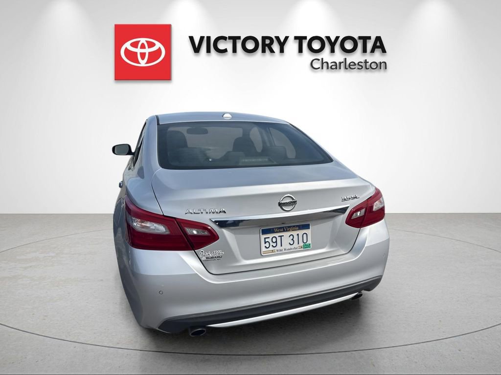 Used 2018 Nissan Altima 3.5 SL image 4
