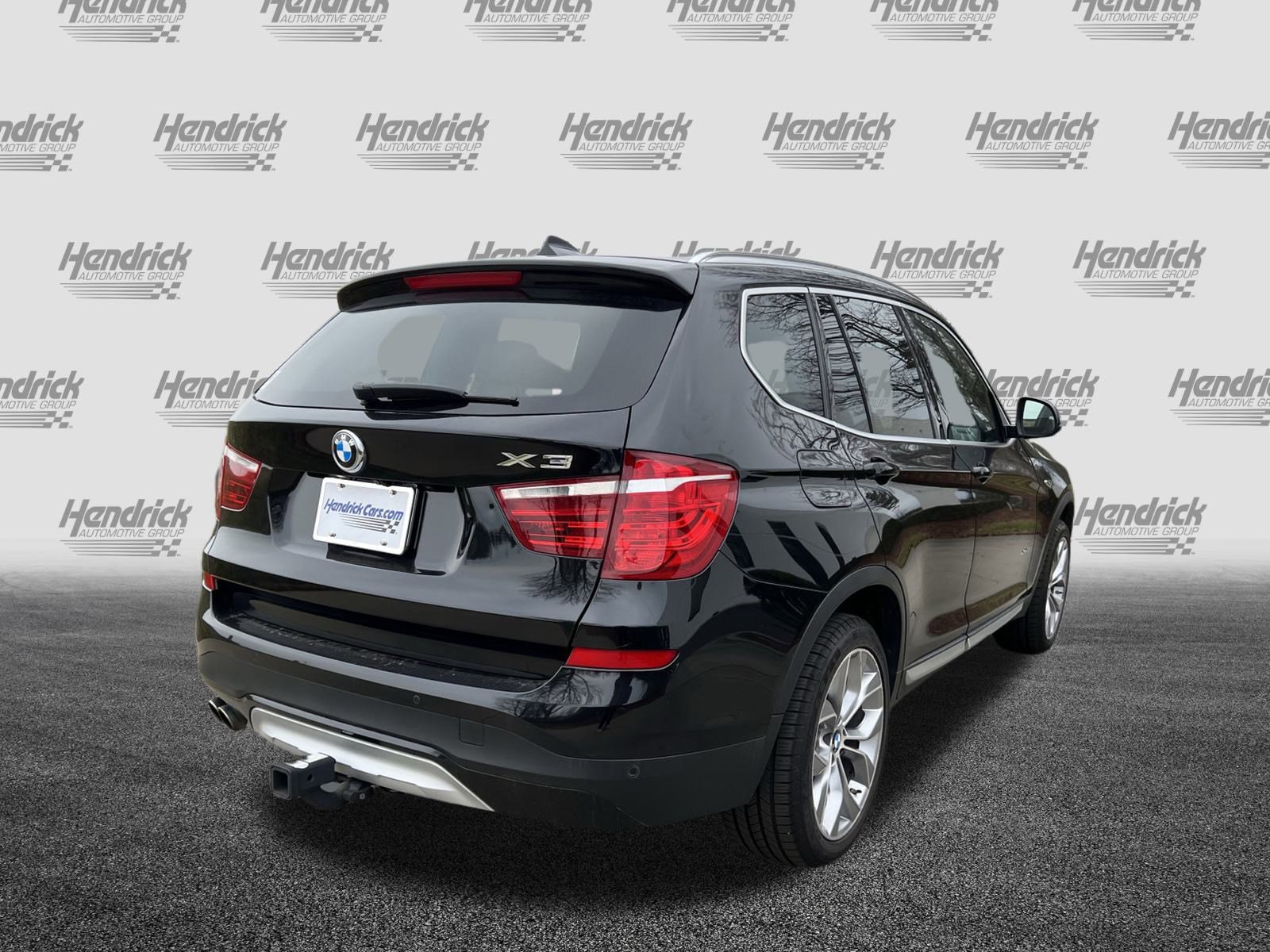 Used 2017 BMW X3 xDrive28i image 9