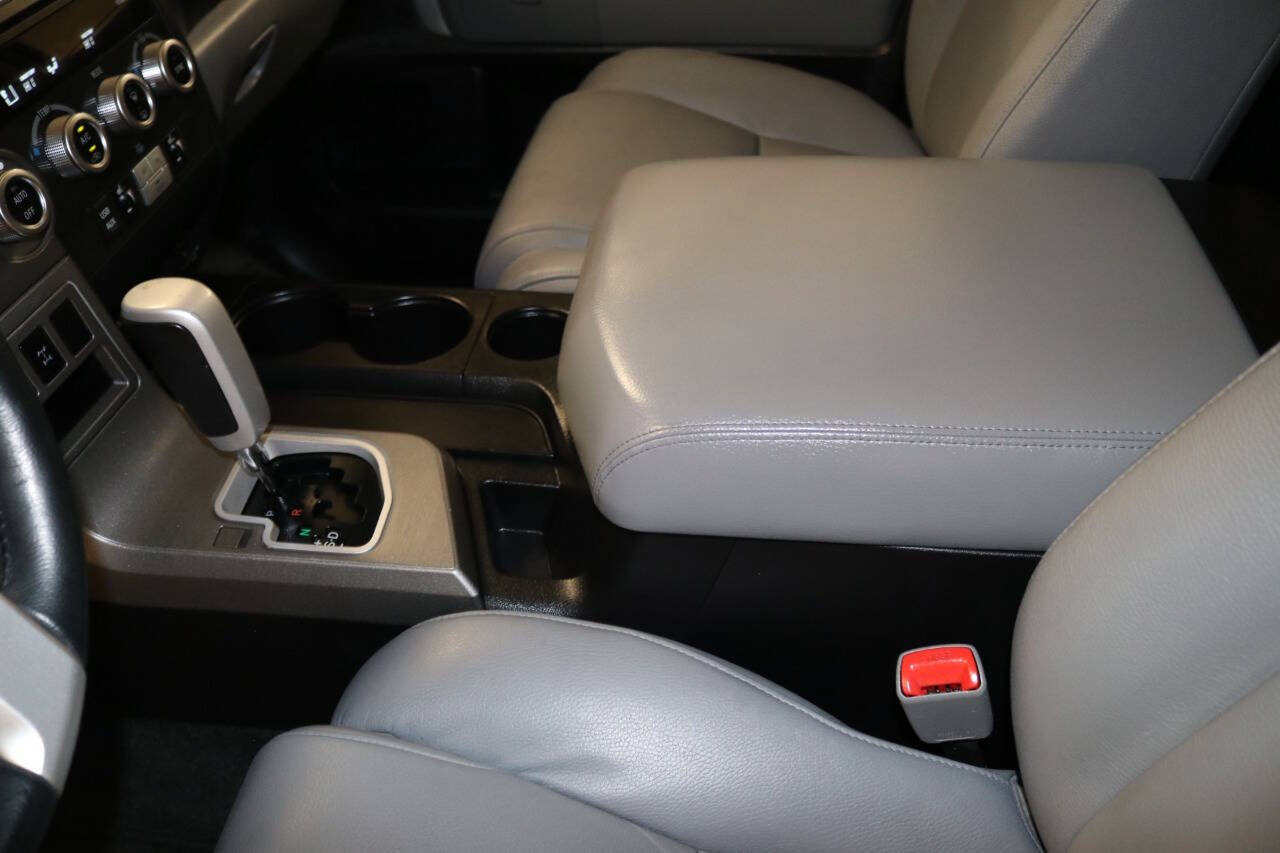 Used 2017 Toyota Sequoia Limited w/ Safety & Convenience Package AWD/4WD image 61