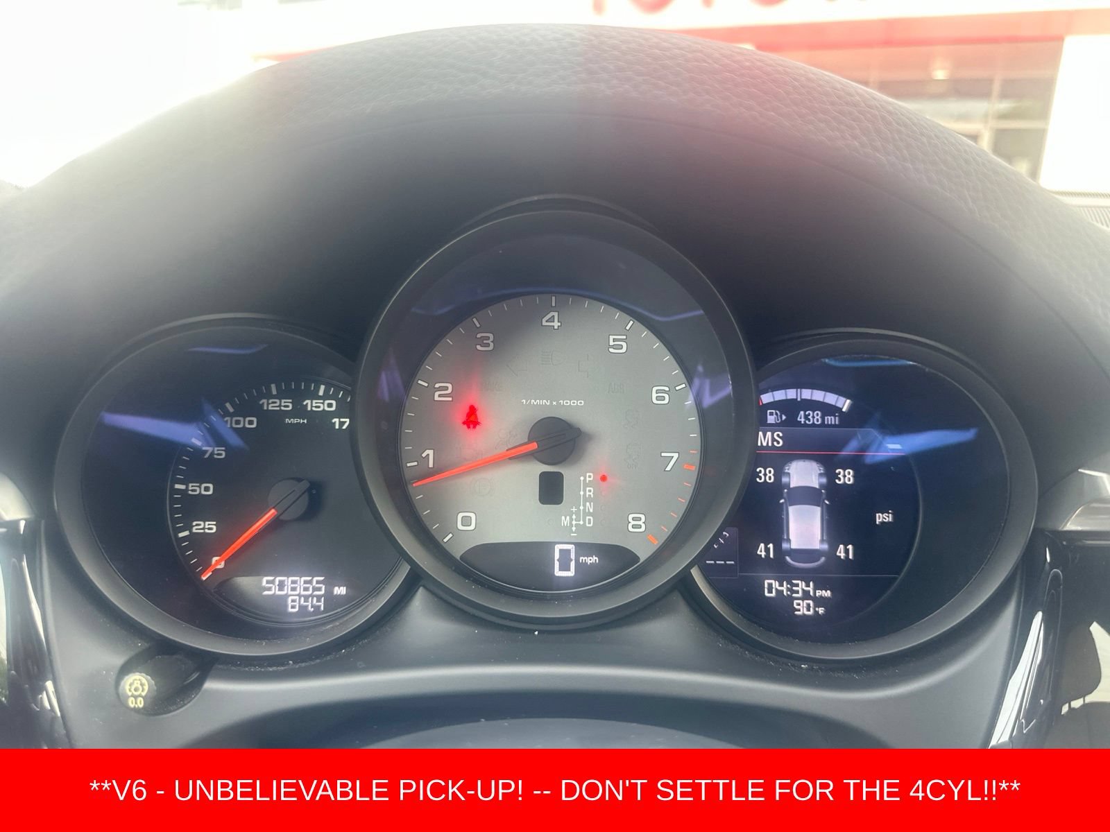 Used 2019 Porsche Macan S AWD/4WD image 4