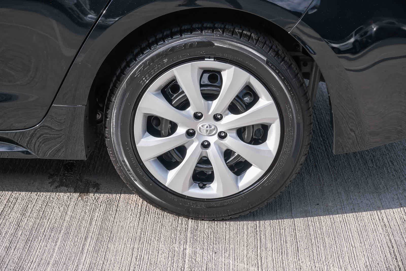 Certified 2024 Toyota Corolla LE FWD image 8