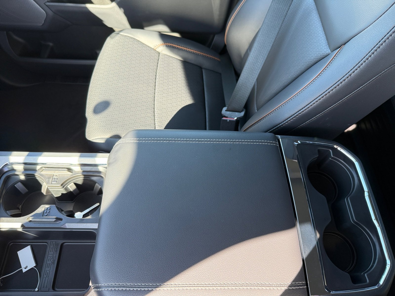 New 2025 Ford F250 Lariat w/ Lariat Ultimate Package image 14