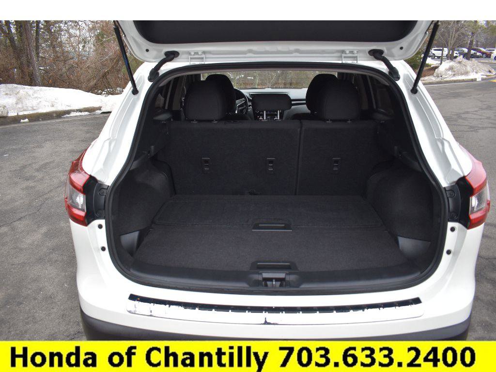 Used 2021 Nissan Rogue Sport SV image 24