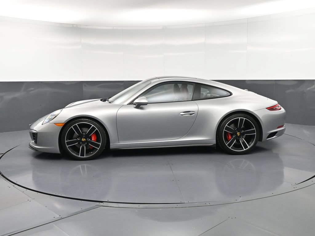 Certified 2019 Porsche 911 Carrera 4S AWD/4WD image 2