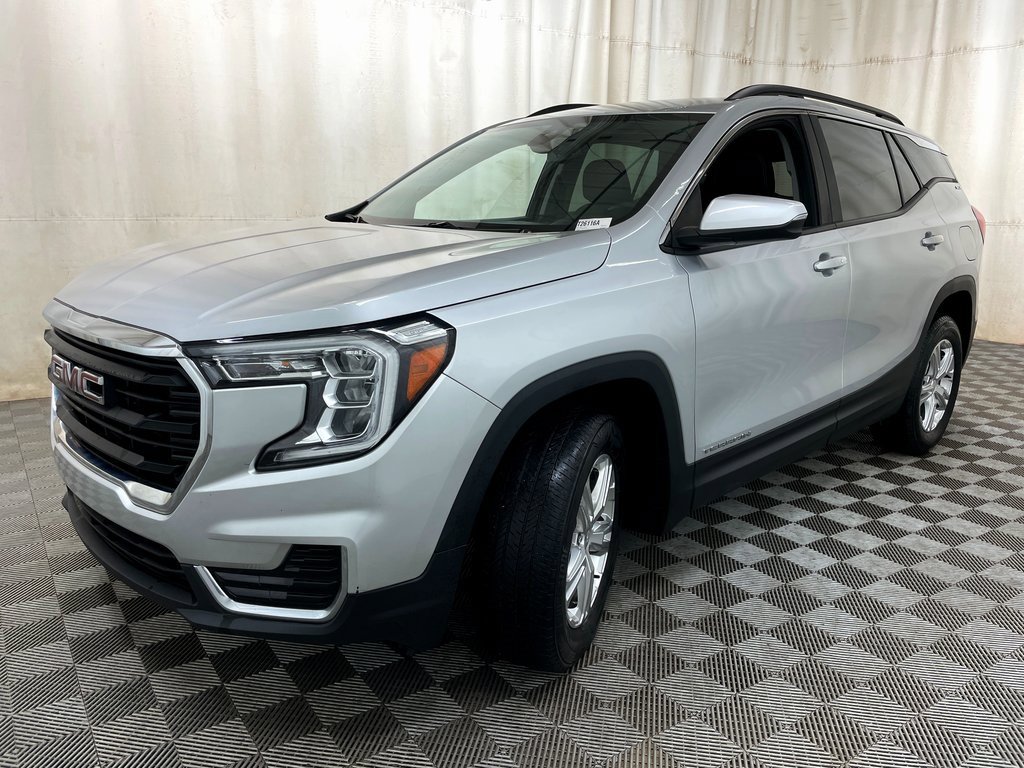 Certified 2022 GMC Terrain SLE w/ Driver Convenience Package image 14