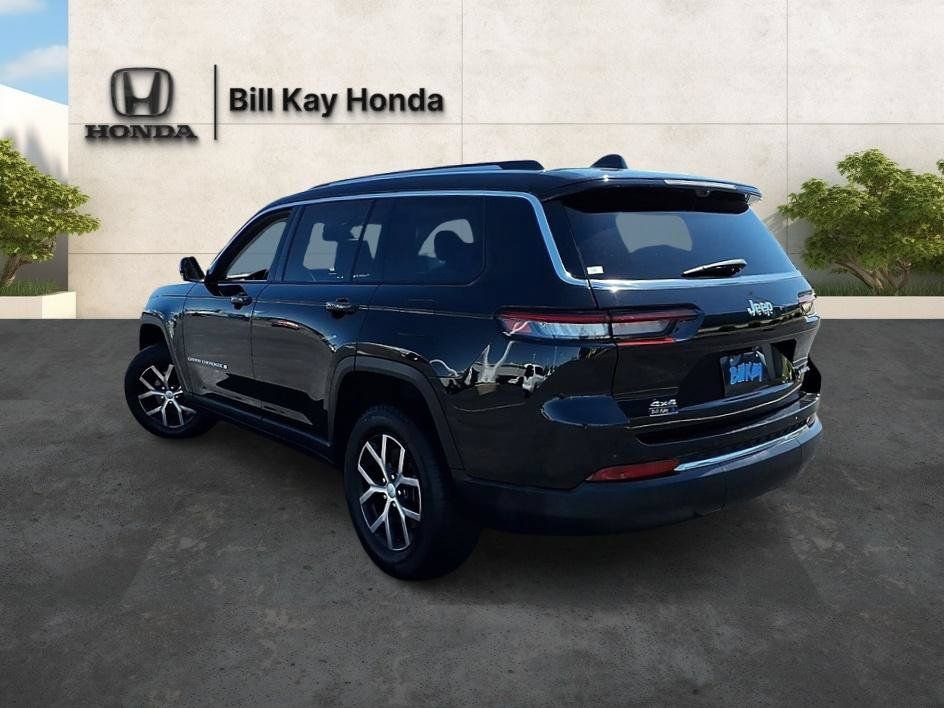 Used 2023 Jeep Grand Cherokee L Limited w/ Luxury Tech Group II AWD/4WD image 6