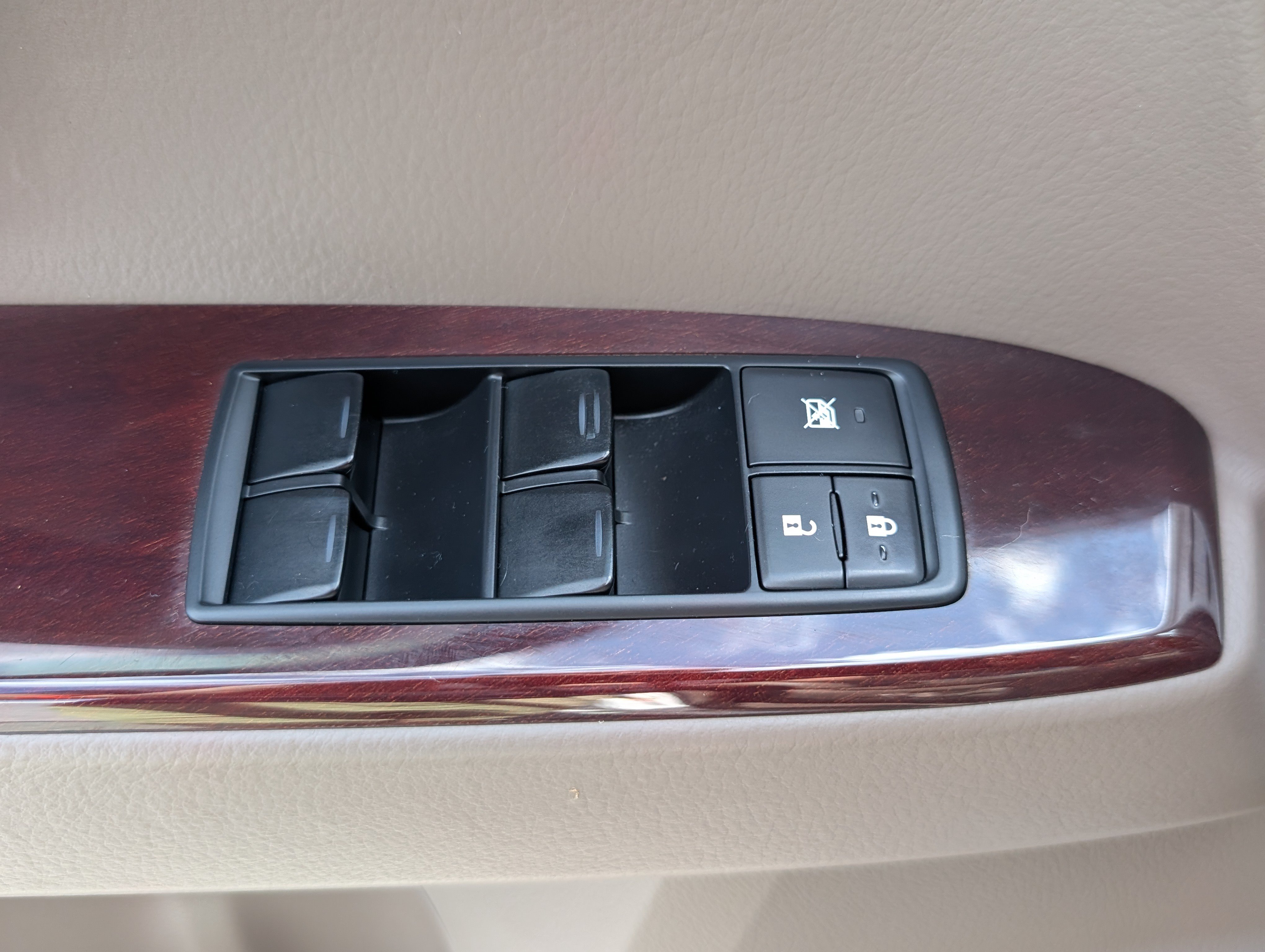 Used 2016 Lexus GX 460 w/ Premium Package AWD/4WD image 19