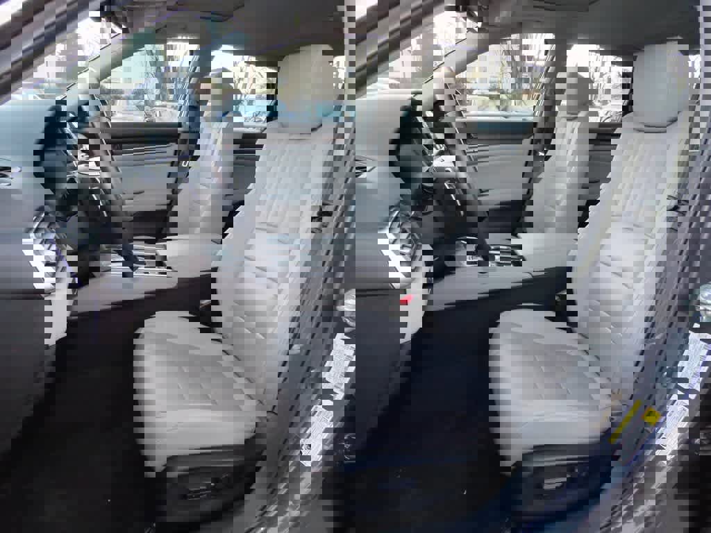 Used 2018 Honda Accord EX-L image 14