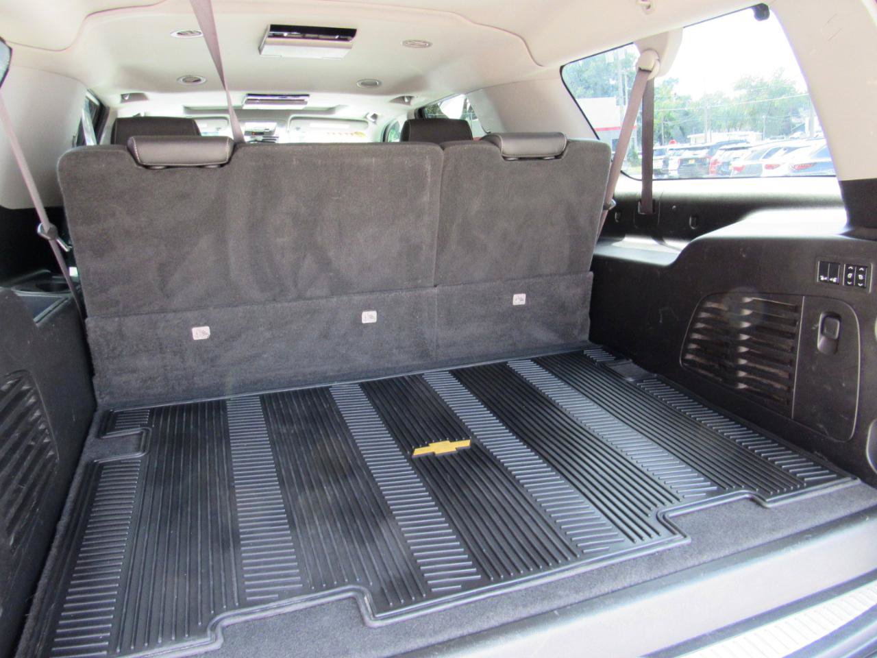 Used 2016 Chevrolet Suburban LTZ AWD/4WD image 43