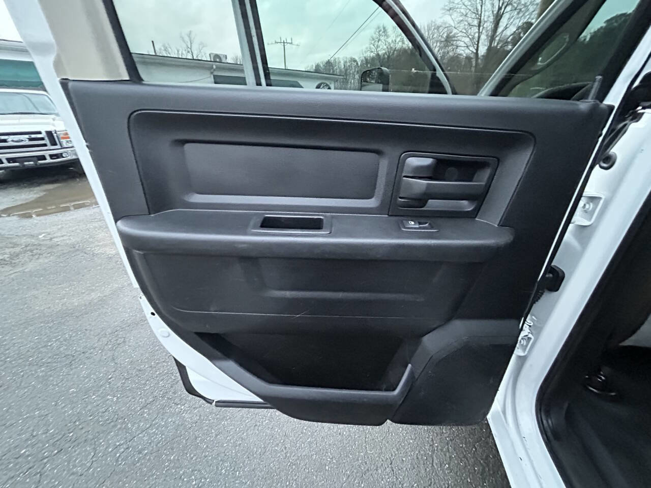 Used 2018 RAM 5500 Tradesman w/ Ambulance Prep Group image 21