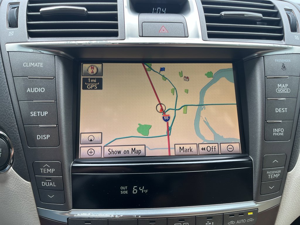 Used 2011 Lexus LS 460 w/ Comfort Pkg image 18